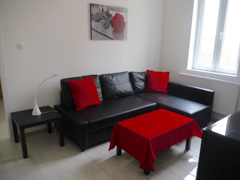 Inner-City Flat Budapest Ngoại thất bức ảnh